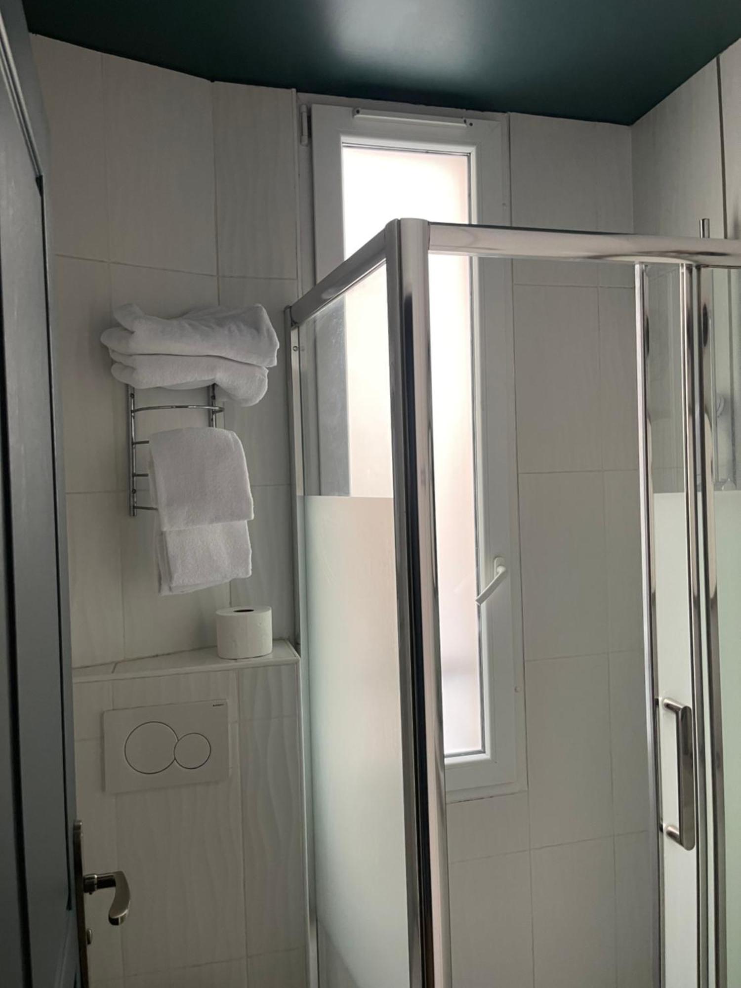 Hotel Maat Etoile Париж Экстерьер фото