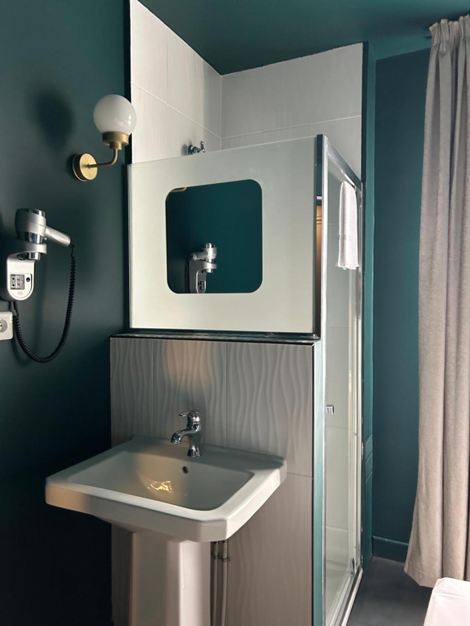Hotel Maat Etoile Париж Экстерьер фото