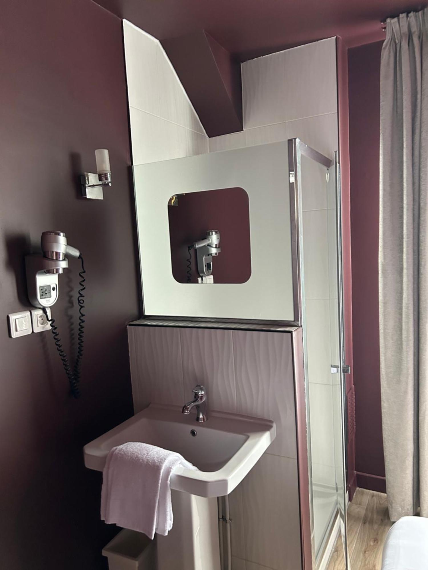 Hotel Maat Etoile Париж Экстерьер фото